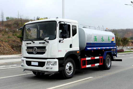 怎樣排除灑水車(chē)柴油機(jī)過(guò)早、過(guò)遲的噴油現(xiàn)象？